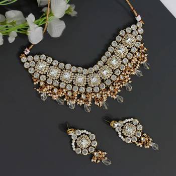 White necklace-sets 1