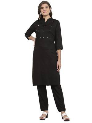 Black plain rayon kurtas-and-kurtis 1