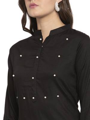 Black plain rayon kurtas-and-kurtis 4