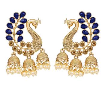Blue diamond earrings 1