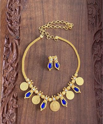 BEAUTIFUL GOLD TONE BLUE NAGAPADAM 