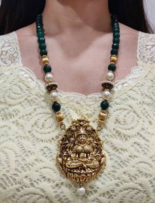 Green Temple Necklace 1