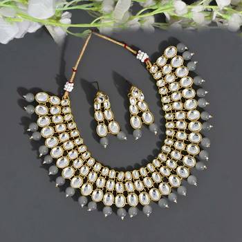 Grey necklace-sets 1