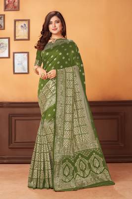 Green woven banarasi saree with blouse 1