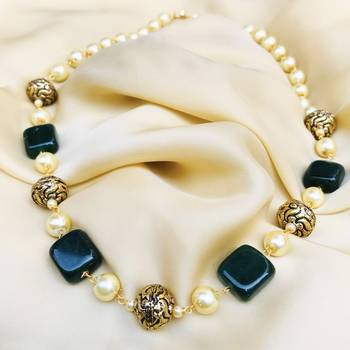 Green necklaces 1