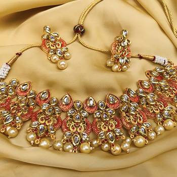 Red necklaces 2