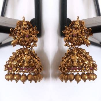 White earrings 3