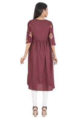 Women Foil Print Maroon A Line Kurta 5