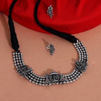 Silver necklace-sets 1