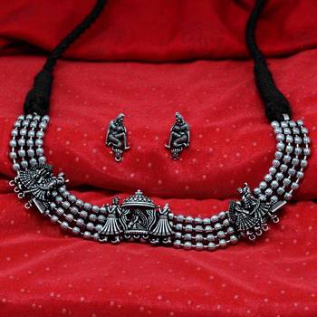 Silver necklace-sets 2
