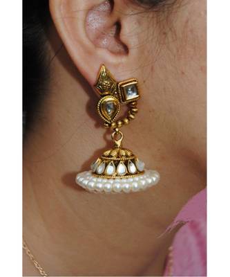 Pearly Polki Diamond Jhumka Earrings 1