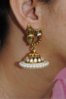 Pearly Polki Diamond Jhumka Earrings