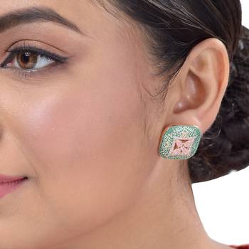 Green cubic zirconia earrings 3