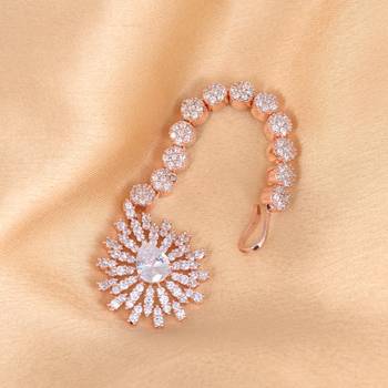 White cubic zirconia maang-tikka 4