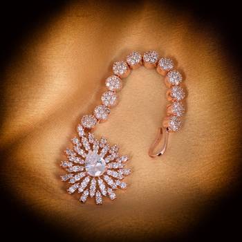 White cubic zirconia maang-tikka 5
