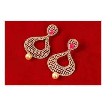 Pink diamond earrings 4