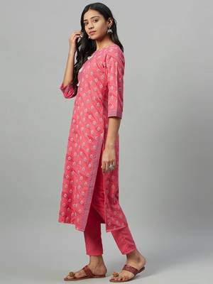 Peach printed rayon kurtas-and-kurtis 2