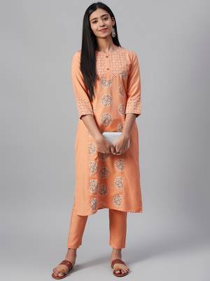 Peach printed rayon kurtas-and-kurtis 5