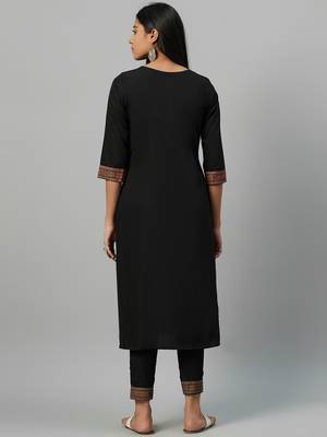 Black printed crepe kurtas-and-kurtis 3