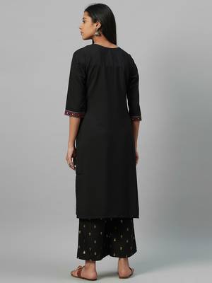 Black printed crepe kurtas-and-kurtis 3