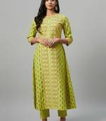 Green printed rayon kurtas-and-kurtis