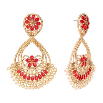Red pearl earrings 2