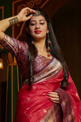 Red woven banarasi silk saree with blouse 4
