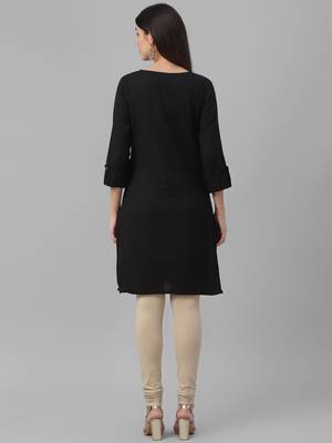 Embroidered Cotton Flex Kurta 4