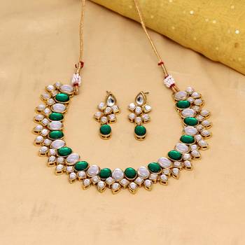 Green necklace-sets 2