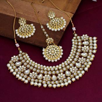 White necklace-sets 2