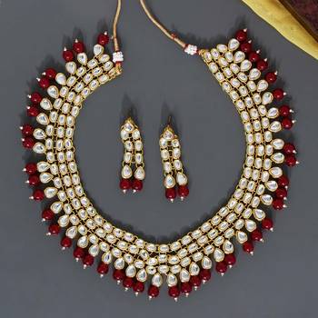 Maroon necklace-sets 1