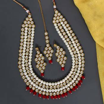Red necklace-sets 1