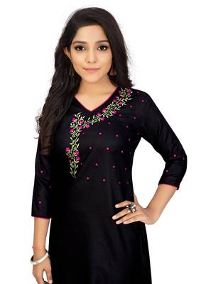 Black embroidered cotton embroidered-kurtis 5