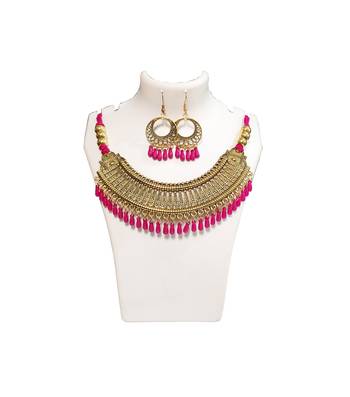 Pink necklaces 1
