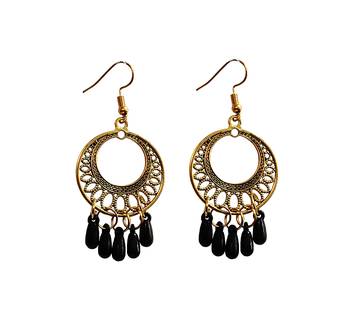 Black necklaces 4