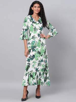 Myshka Women's Green Printed 3/4 Sleeve Polyester V Neck Casual Kurta 1