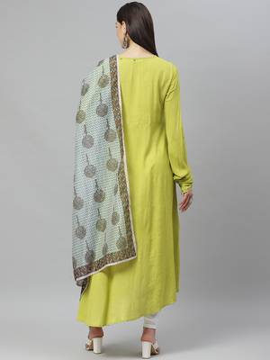 Myshka Women's Green Cotton Solid  Full Sleeve Round Neck Casual Anarkali Kurta With Dupatta 2