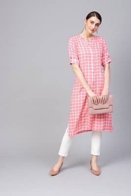 Myshka Women's Pink  Printed Rayon Half Sleeve Round Neck Kurti 1