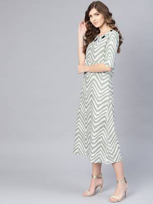 Myshka Women's Grey Cotton Solid Half Sleeve Round Neck Dress 3