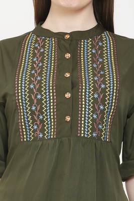 Olive embroidered crepe tunics 5