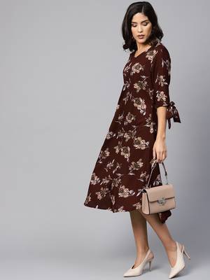 Myshka Women's Maroon Polyester Printed Half Sleeve V Neck Dress 3