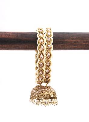 Set of 2 Golden Kundan Beaded Jhumki by Leshya 3