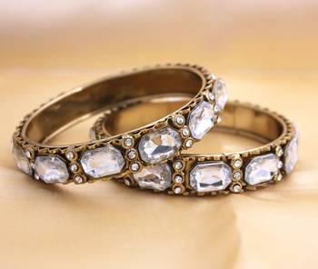 Gold bangles-and-bracelets 1