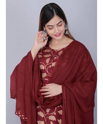Printed  kurta with skirt and duptta 3