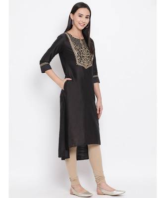 Span Grey Embroidered A-line Kurta 3
