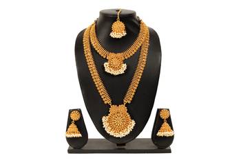 Gold necklaces 1