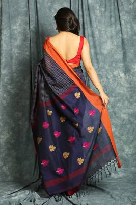 Indigo woven bengal handloom saree with blouse 3