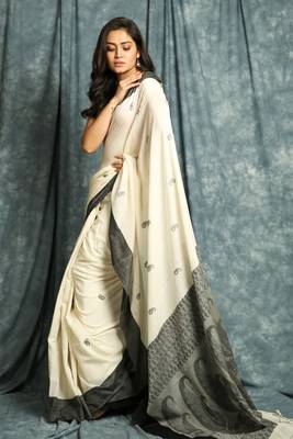 Off white woven bengal handloom saree with blouse 2