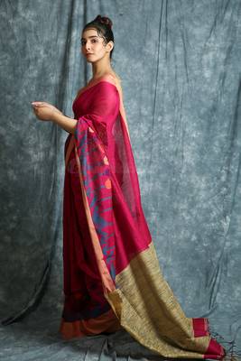Pink woven bengal handloom saree with blouse 2