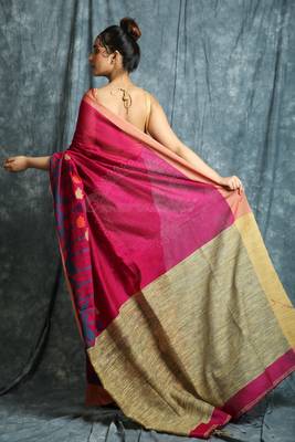 Pink woven bengal handloom saree with blouse 3